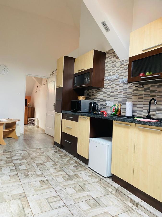 Apartmán R-andi Feszek